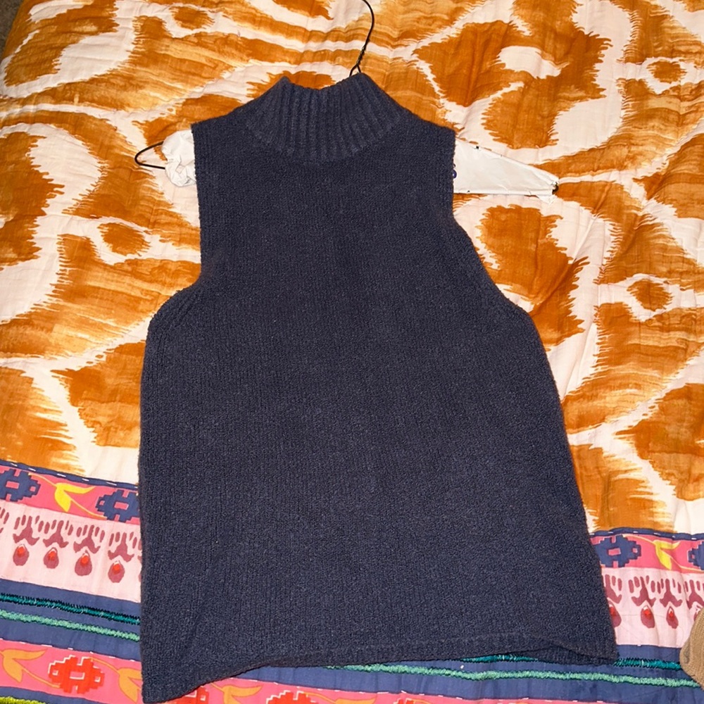Express Mock Neck